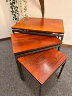 Set van vintage bijzettafels - metaal & hout - mid-century, Huis en Inrichting, Tafels | Bijzettafels, Minder dan 45 cm, Minder dan 55 cm