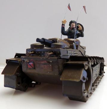 vooroorlogse blikken tank beschikbaar voor biedingen