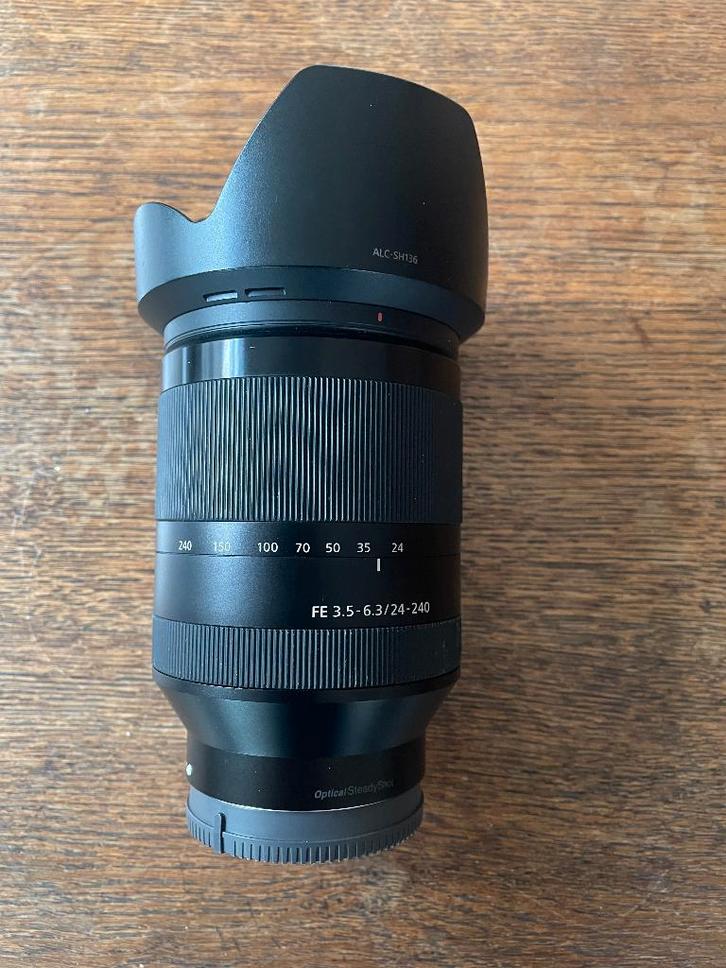 Sony FE 24-240 F3.5-6.3 OSS, Audio, Tv en Foto, Fotografie | Lenzen en Objectieven, Zo goed als nieuw, Telelens, Zoom, Ophalen of Verzenden