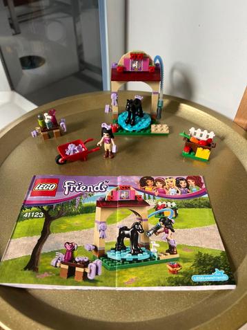 Lego Friends 41123 Paardenwasplaats beschikbaar voor biedingen