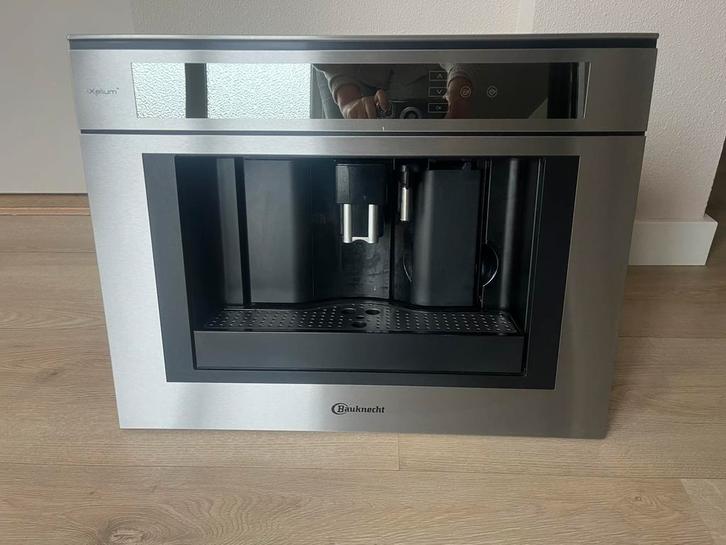 Bauknecht Inbouw Koffiemachine KMT9145IXL (iXelium RVS), Witgoed en Apparatuur, Koffiezetapparaten, Zo goed als nieuw, Koffiebonen