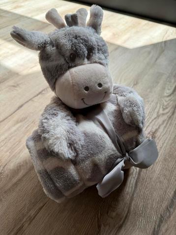 Schattige Koe Knuffel met Dekentje beschikbaar voor biedingen