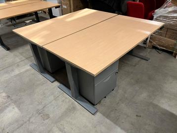 2x elektrisch verstelbaar zit sta bureau 160x80 beschikbaar voor biedingen