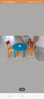 Kinderstoelen en tafel, Ophalen of Verzenden, Zo goed als nieuw