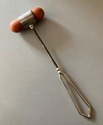 Antiek medisch instrument voor knie-reflexen., Ophalen of Verzenden