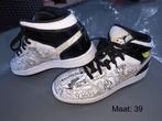 Nike Air Jordan 1 Mid Se GS Trainers, Kleding | Dames, Overige kleuren, Nieuw, Ophalen of Verzenden, Sneakers of Gympen
