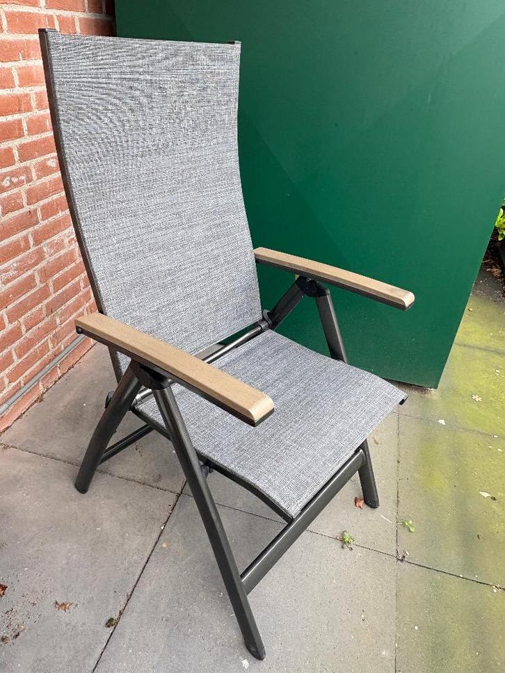 Tuinstoelen set Intratuin 4 stuks, verstelbaar ZGAN, Tuin en Terras, Tuinstoelen, Zo goed als nieuw, Aluminium, Inklapbaar, Verstelbaar
