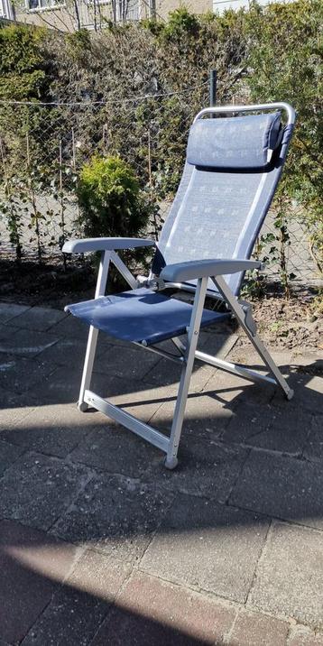 Twee dukdalf campingstoelen type Chacha 4611 beschikbaar voor biedingen