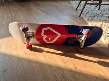 Blueprint Spray Heart Team Edition Skateboard beschikbaar voor biedingen