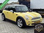 Mini Mini 1.6 Cooper | APK | PANO | AIRCO |, Auto's, Mini, Voorwielaandrijving, Gebruikt, 4 stoelen, 116 pk