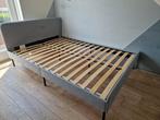 ikea bed, 140x200, stof, Huis en Inrichting, Slaapkamer | Bedden, Ophalen, Gebruikt, Wit, Tweepersoons