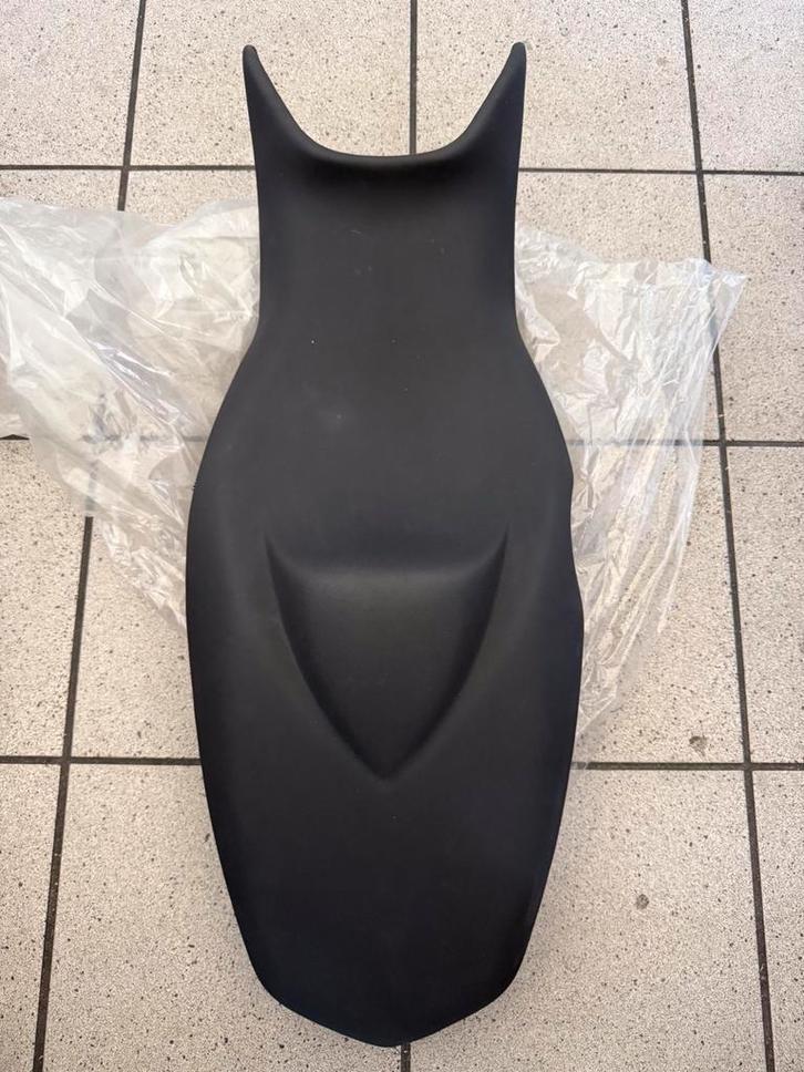 Hoog zadel voor BMW F800R/S/ST/GT, Motoren, Onderdelen | BMW, Nieuw, Ophalen of Verzenden