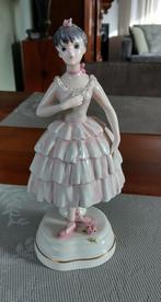 Porseleinen danseres, Antiek en Kunst, Antiek | Porselein, Ophalen of Verzenden