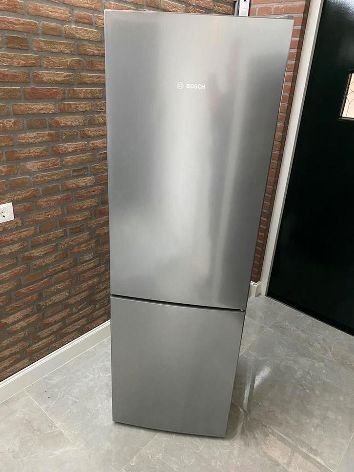 Bosch Beauty, Witgoed en Apparatuur, Vriezers en Diepvrieskisten, Zo goed als nieuw, 160 cm of meer, 60 tot 90 cm, Ophalen