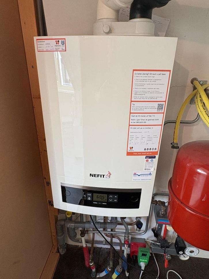 Nefit Trendline HRC30 CW5 2015, Doe-het-zelf en Verbouw, Verwarming en Radiatoren, Gebruikt, Cv-ketel of Combi-ketel, 800 watt of meer