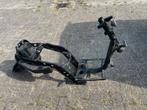 Zip 2000 frame zonder kenteken en 123 met benzine tank spatb, Ophalen of Verzenden
