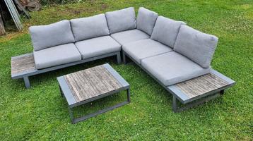 Loungeset hoek beschikbaar voor biedingen