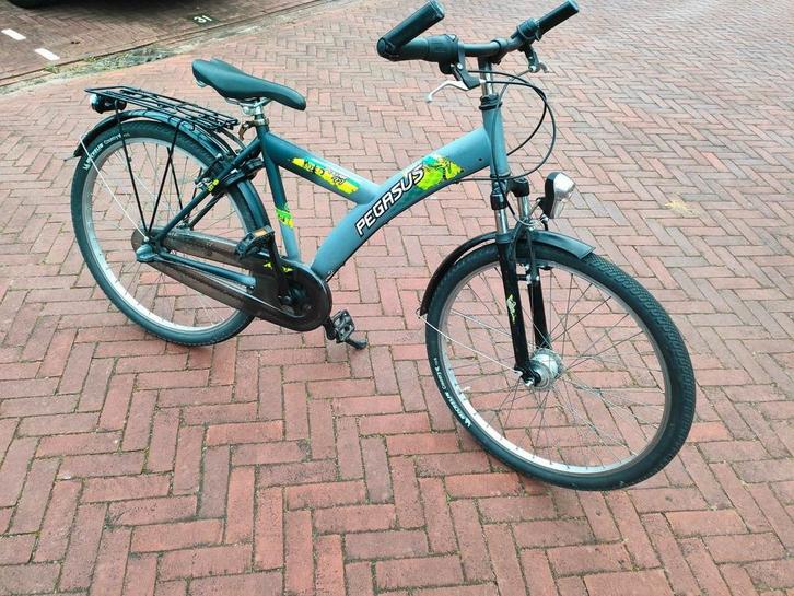 Pegasus fiets 26 inch met 3 speed, Fietsen en Brommers, Fietsen | Jongens, Zo goed als nieuw, 26 inch of meer, Handrem, Versnellingen