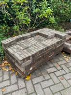 Betonnen waaltjes, Tuin en Terras, Tegels en Klinkers, Ophalen, Zo goed als nieuw, Beton, Klinkers