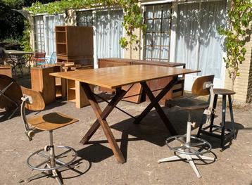 Royale tekentafel werktafel architectentafel beeldhouwtafel beschikbaar voor biedingen