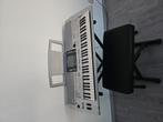 Keyboard Yamaha PSR 710 incl standaard, pedaal en kruk, Muziek en Instrumenten, Keyboards, Ophalen, Zo goed als nieuw, 61 toetsen