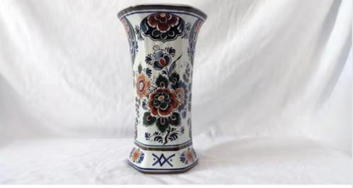 Vaas Delft polychroom Holland Handwerk - 2 stuks, Antiek en Kunst, Curiosa en Brocante, Ophalen of Verzenden