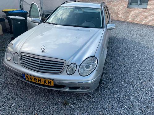 Mercedes-Benz E-Klasse 2.2 CDI E220 Combi AUT 2005 Grijs, Auto's, Mercedes-Benz, Particulier, E-Klasse, Diesel, D, Stationwagon