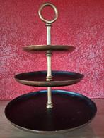 Grote tweekleurig etagere van RIVERDALE., Ophalen of Verzenden, Zo goed als nieuw