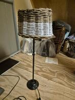 Lampenvoeten en kapje, Huis en Inrichting, Lampen | Vloerlampen, Ophalen, Gebruikt, Vintage, Minder dan 100 cm