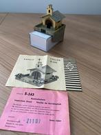 Faller kerkje B-243, Gebruikt, Gelijkstroom of Wisselstroom, Brug, Tunnel of Gebouw, Ophalen