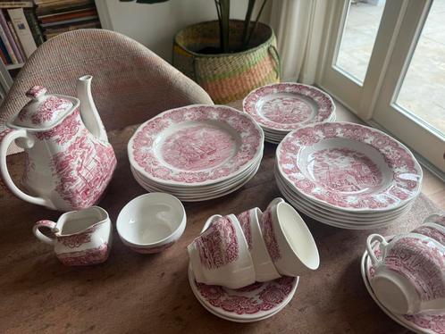 Rood wit antiek servies Ports of England 6 delig brocante, Antiek en Kunst, Antiek | Servies los, Ophalen