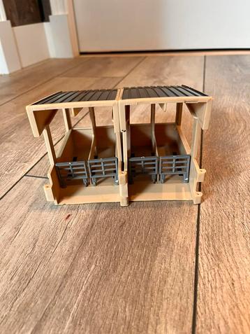 Mini paardenstal beschikbaar voor biedingen