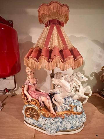 Capodimonte Lamp met Stoffen Kap beschikbaar voor biedingen