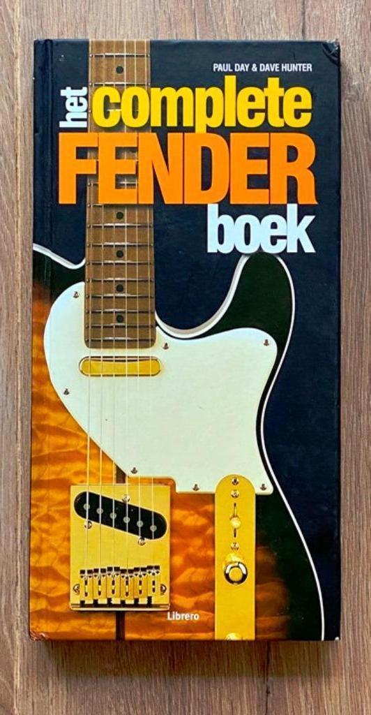 Het complete Fender Boek /Paul Day & Dave Hunter izgst !, Boeken, Muziek, Zo goed als nieuw, Instrument, Ophalen of Verzenden