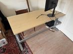 Bureau (in hoogte verstelbaar), Ophalen, In hoogte verstelbaar, Zo goed als nieuw, Bureau