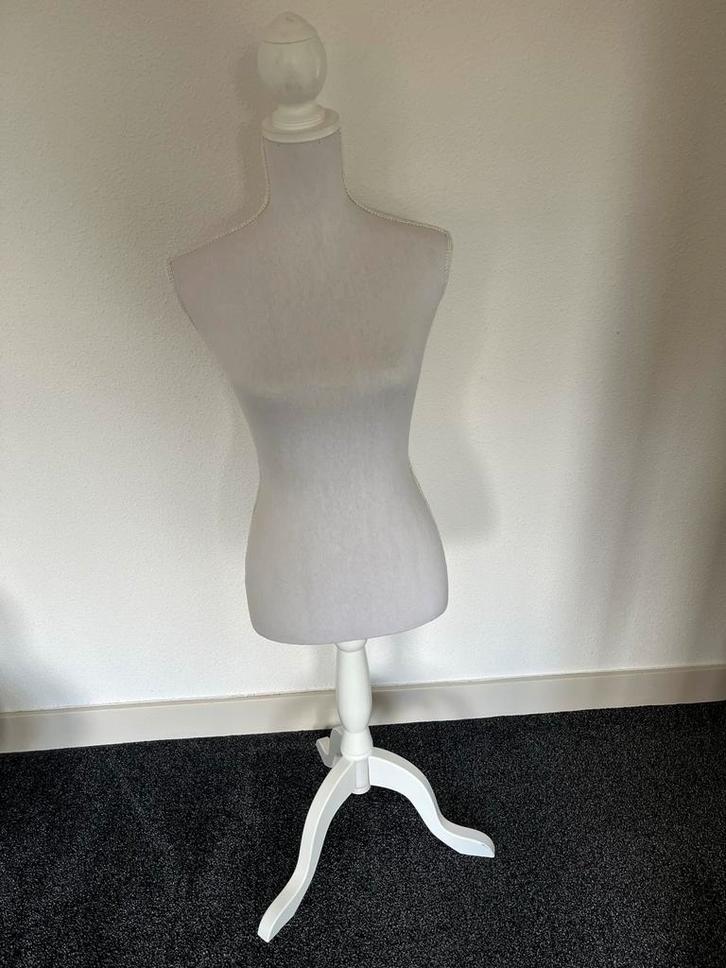 Witte Paspop bruiloft trouwjurk, Hobby en Vrije tijd, Naaien en Fournituren, Zo goed als nieuw, Paspop, Ophalen