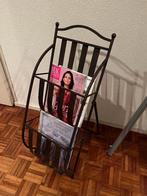 tijdschriftenrek krantenbak lectuurbak metaal bruin brocante, Huis en Inrichting, Ophalen of Verzenden, Zo goed als nieuw