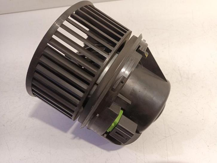 Kachel ventilator motor Ford Focus, Auto-onderdelen, Airco en Verwarming, Ford, Gebruikt, Herkomst onderdeel bekend, 12 maanden garantie