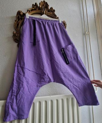 Als nieuw! Made in italy zacht paars apart katoen harembroek beschikbaar voor biedingen