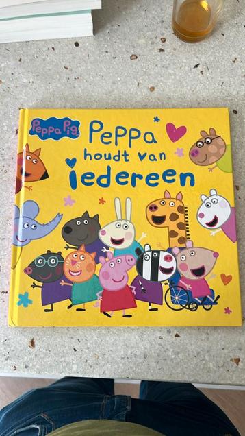 Neville Astley - Peppa houdt van iedereen beschikbaar voor biedingen