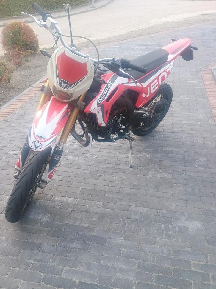 Schakel brommer Vent Derapage 50, Fietsen en Brommers, Brommers | Crossbrommers, Gebruikt, Overige merken, Ophalen