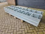 Rollenbaan gegalvaniseerd 300 x 2500 mm., Doe-het-zelf en Verbouw, Ophalen, Zo goed als nieuw