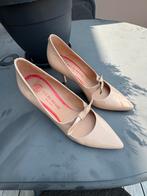 Pas de Rouge Pumps - Maat 38, Kleding | Dames, Schoenen, Pumps, Beige, Nieuw, Ophalen of Verzenden