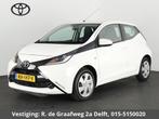 Toyota Aygo 1.0 VVT-i X-Fun | Airco | Bluetooth | Elektrisch, Voorwielaandrijving, Stof, Gebruikt, 4 stoelen