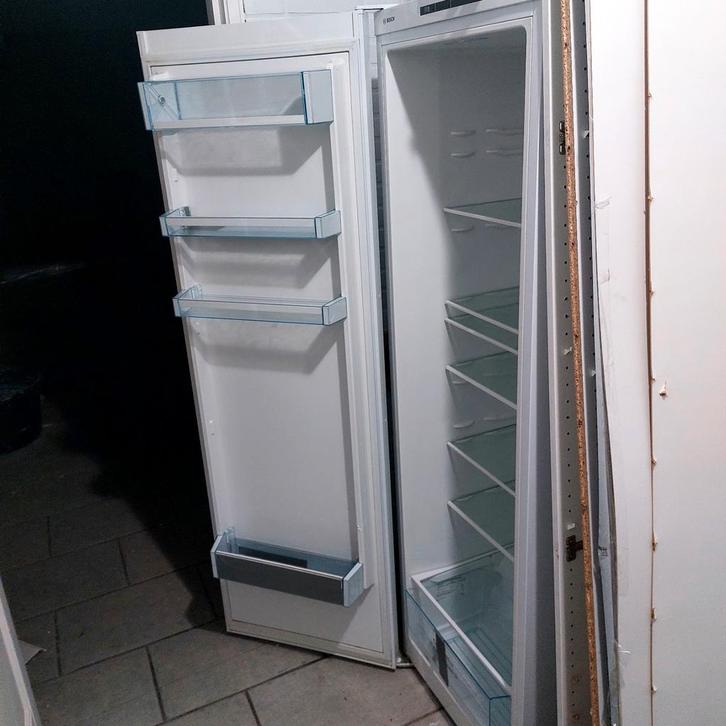 Bosch Koelkast - Werkt Perfect!, Witgoed en Apparatuur, Koelkasten en IJskasten, Gebruikt, Met vriesvak, 200 liter of meer, 160 cm of meer