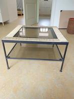 salontafel met twee glasplaten., Huis en Inrichting, 50 tot 100 cm, Minder dan 50 cm, Rechthoekig, Afrikaans