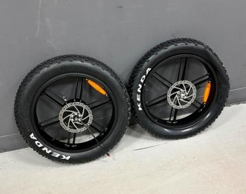 Ouxi V8 / H9 achterwiel + voorwiel nieuw incl banden beschikbaar voor biedingen