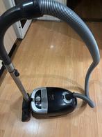 Stofzuiger Miele, Witgoed en Apparatuur, Stofzuigers, Ophalen of Verzenden, Gebruikt, 2000 watt of meer, Stofzuiger