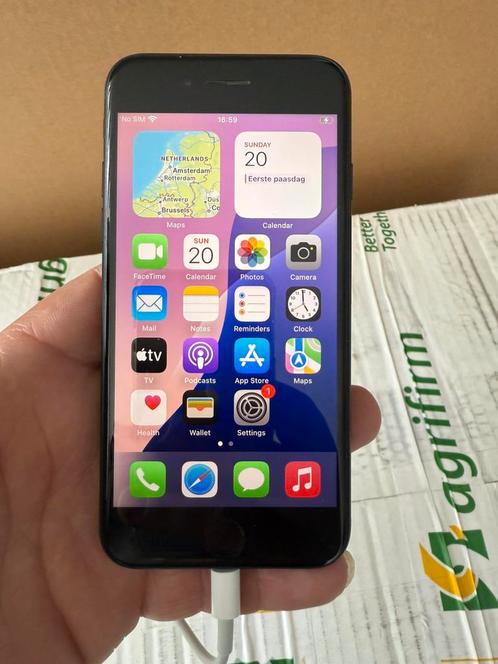 IPhone SE-2022 in topconditie batterij 90%, Telecommunicatie, Mobiele telefoons | Hoesjes en Frontjes | Apple iPhone, Zo goed als nieuw
