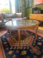 Ronde rotan bijzettafel met glazen blad, Huis en Inrichting, Tafels | Salontafels, Ophalen, Overige materialen, Gebruikt, Rond